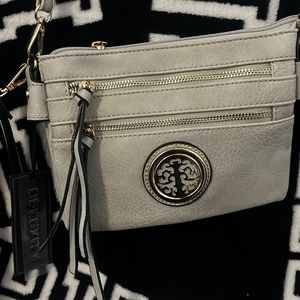 Light gray crossbody bag